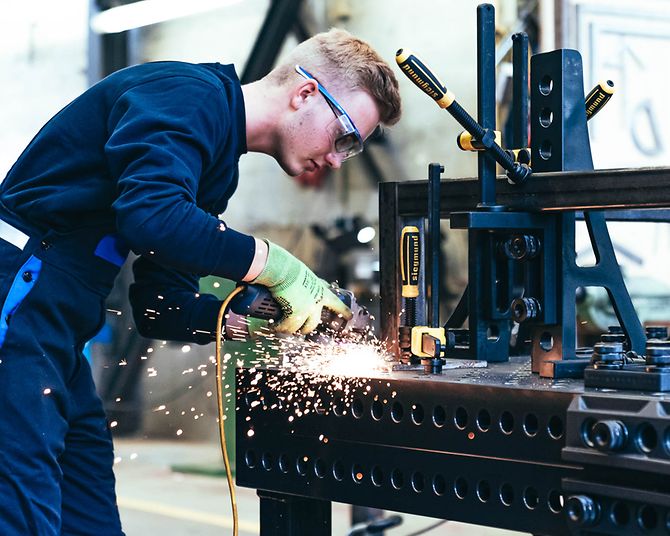 ausbildung-industriemechaniker-schleifen