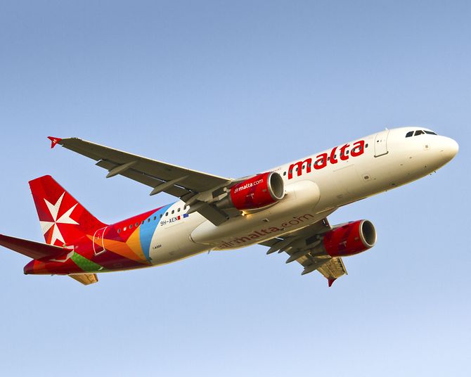 Air Malta Flugzeug