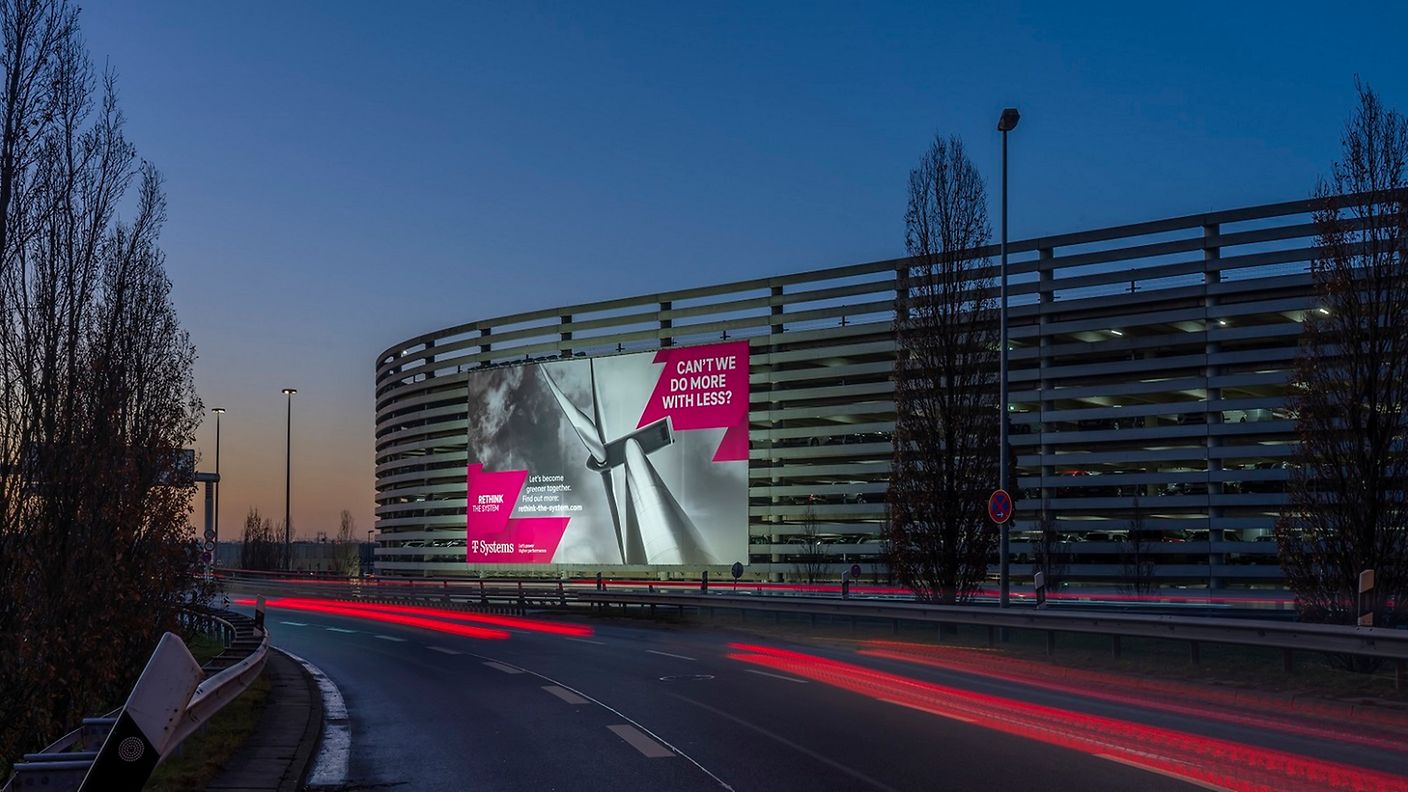 telekom-nacht-megaposter-parkhaus