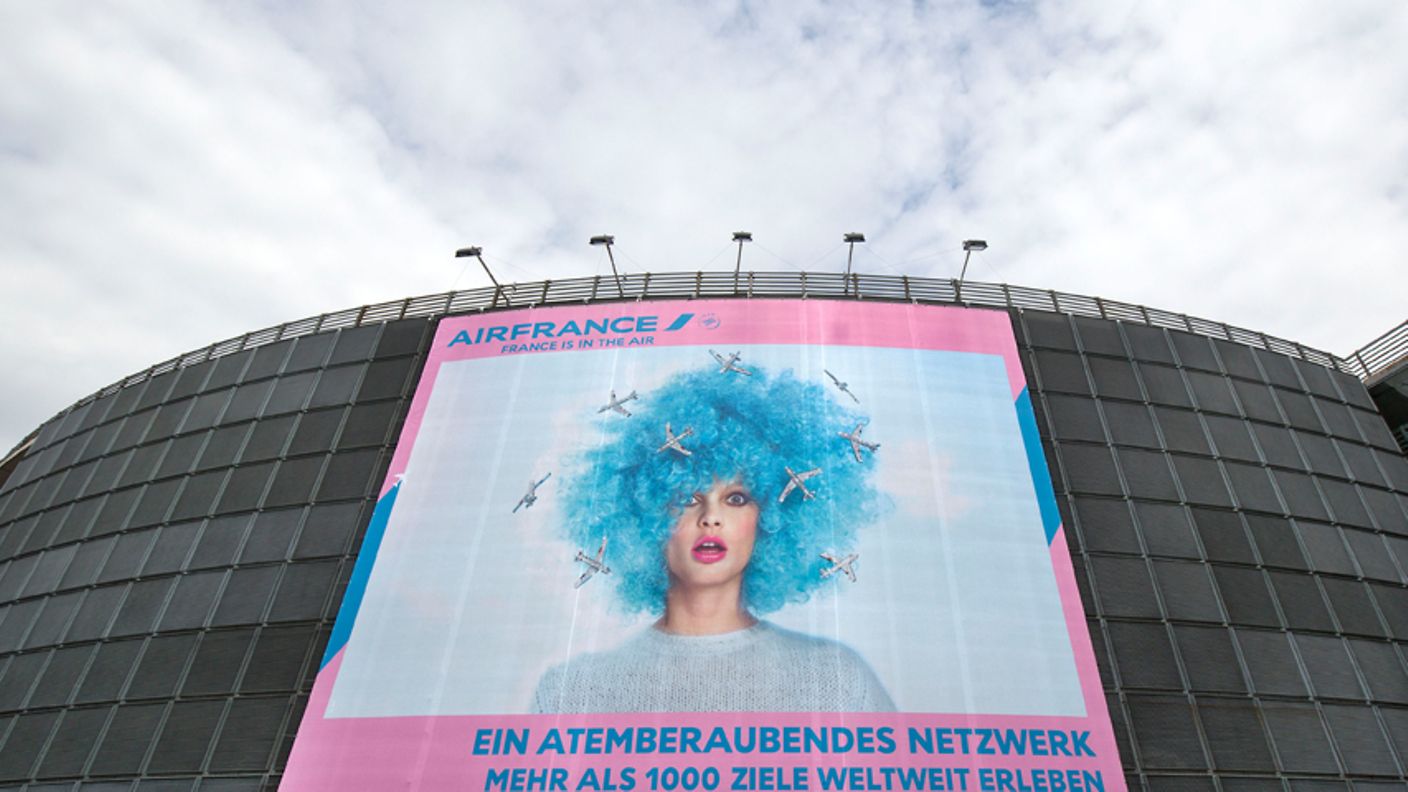 airfrance-megaposter-parkhaus-outdoor