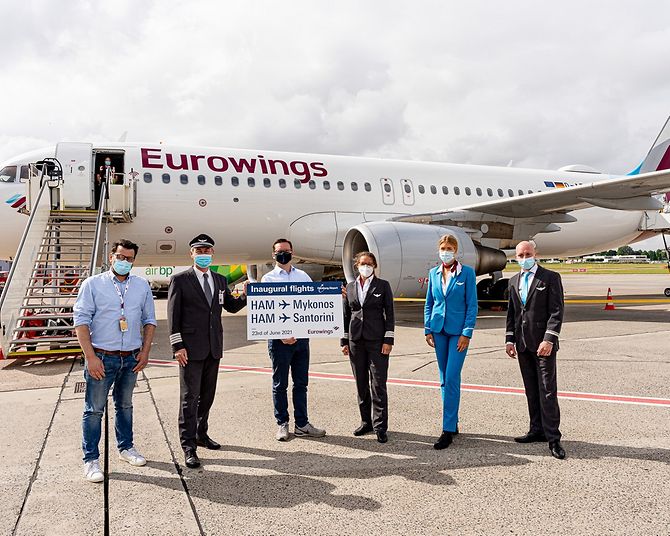 eurwings-erstflug-santorini-crew