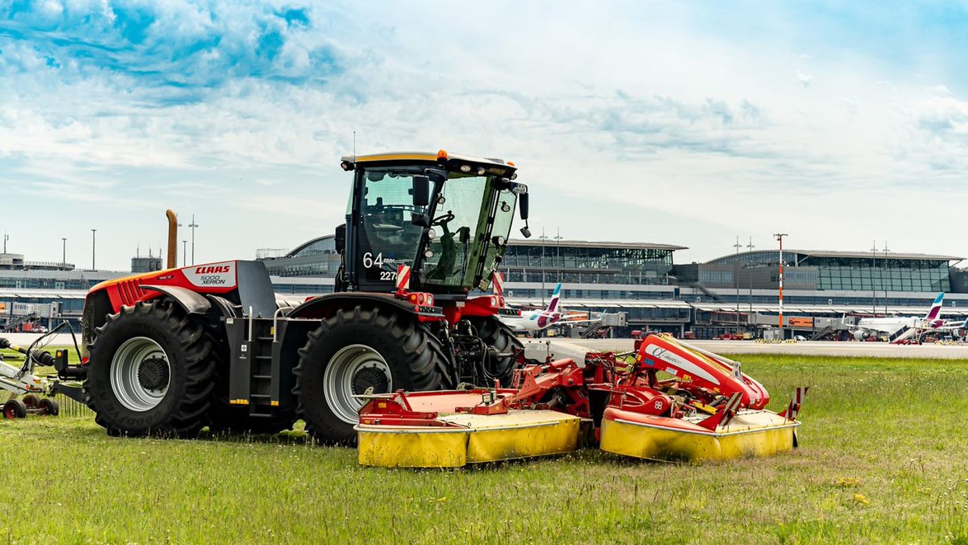 rmh-tiefbau-traktor