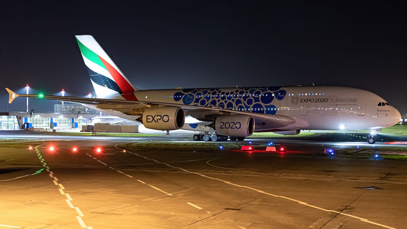 emirates-expo-plane (2)