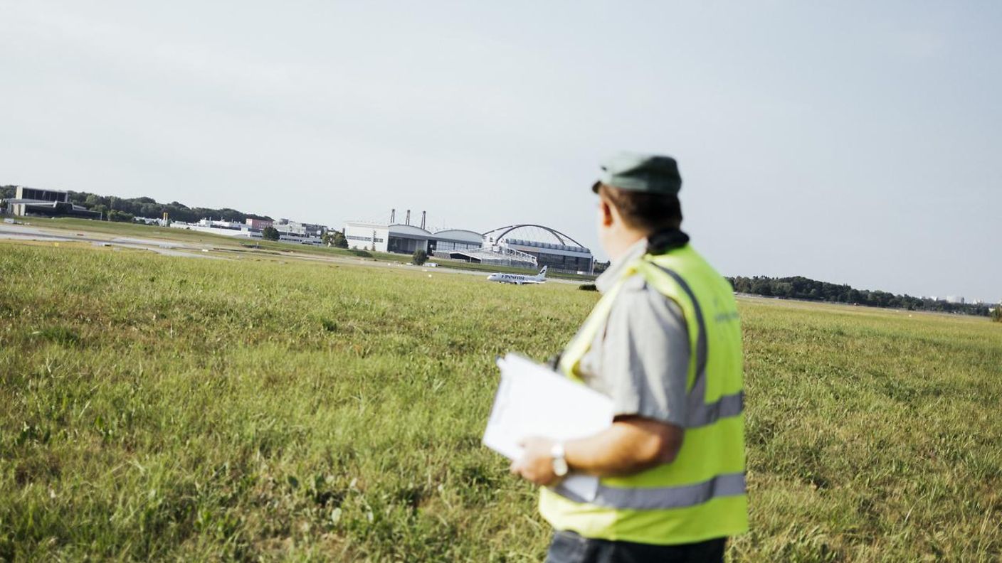 Markus Musser am Flughafen Hamburg