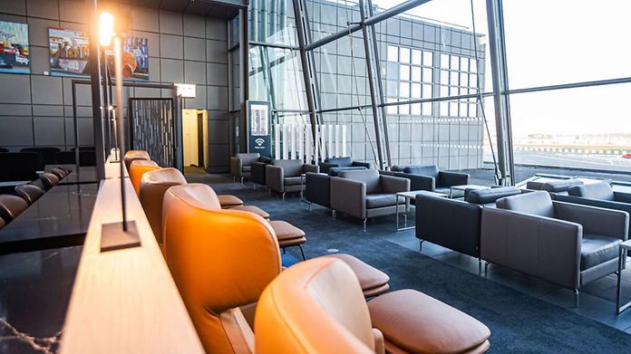 airport-lounge-view