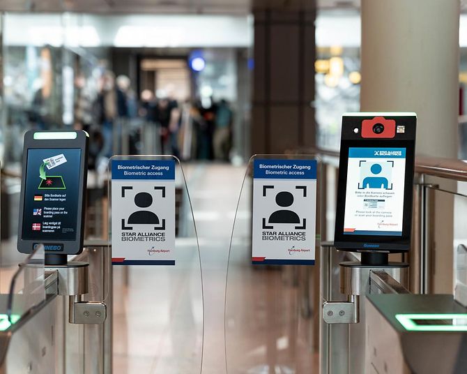 Star Alliance Biometrics at Hamburg Airport