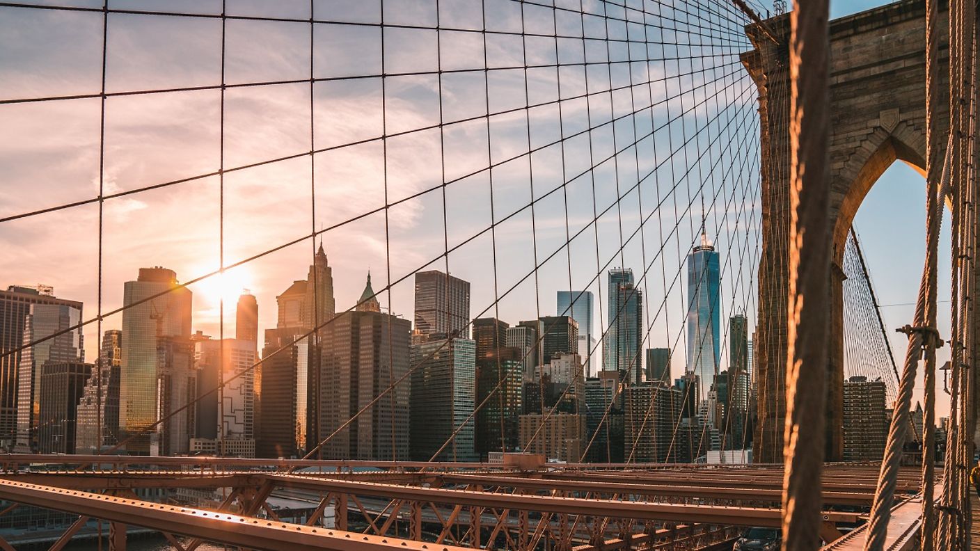 Blick von der Brooklyn Bridge auf Manhatten