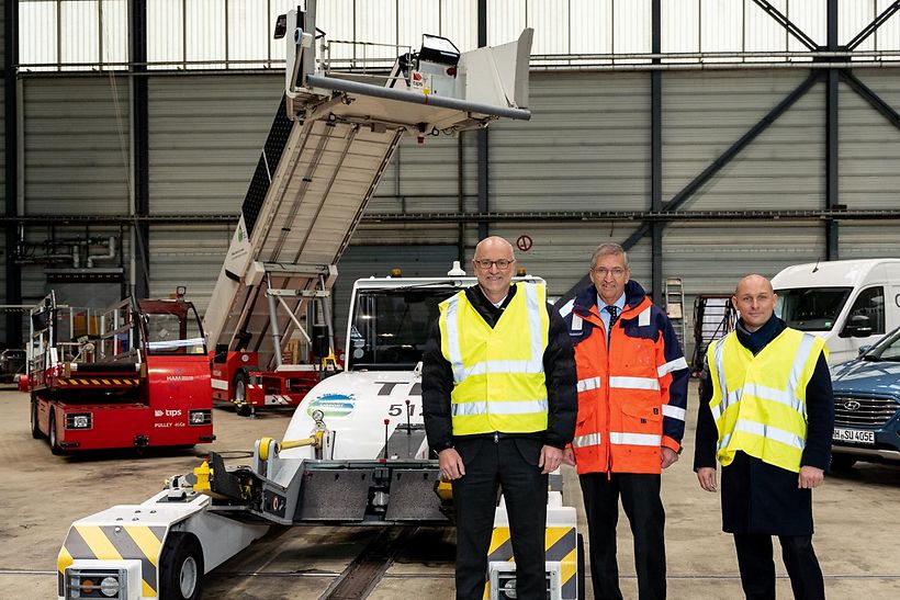 Ambassador Craig Hawke at Hamburg Airport