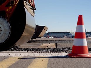 Hamburg Airport Pistensperrung September