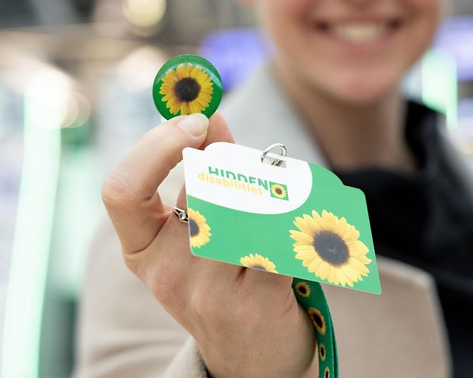 Sunflower-Anstecker