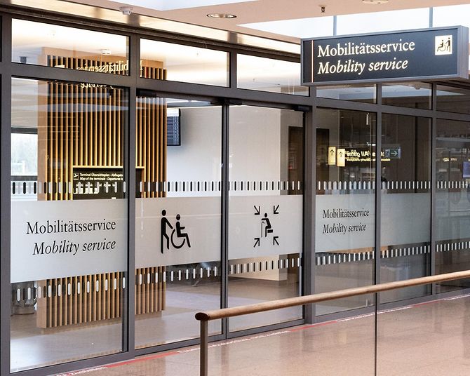 Wartebereich des Mobilitätsservices am Hamburg Airport