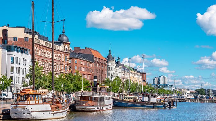 Fliege non-stop von Hamburg nach Helsinki
