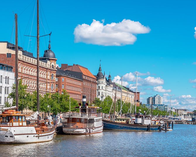 Fliege non-stop von Hamburg nach Helsinki