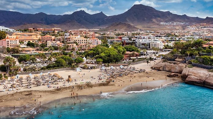 Fly non-stop from Hamburg to Tenerife