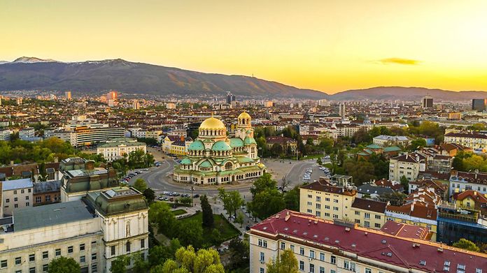 Fly non-stop from Hamburg to Sofia