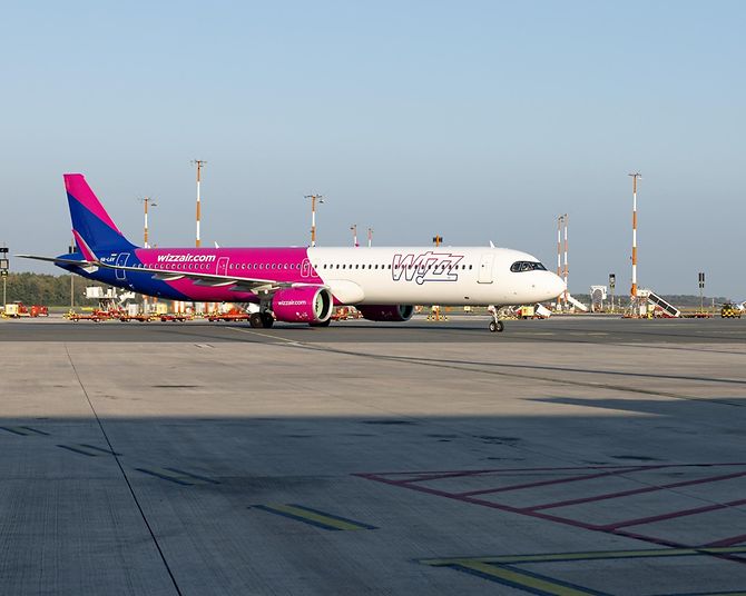airline-erstflug-wizzair-jerewan