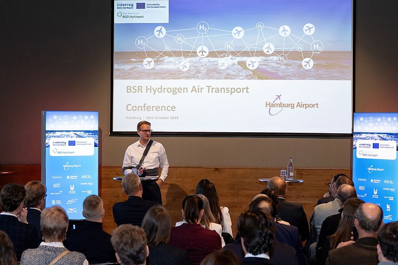 Christian Kunsch, CEO of Hamburg Airport, at the BSR HyAirport Partner Conference.