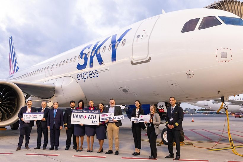 Erstflug von SKY express Hamburg–Athen