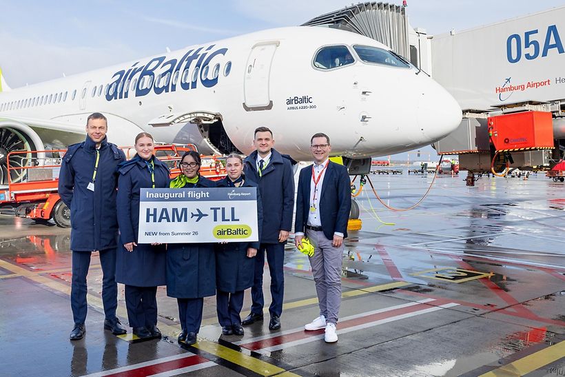 air-baltic-crew-foto
