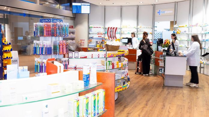 metropolitan-pharmacy-logo (2)