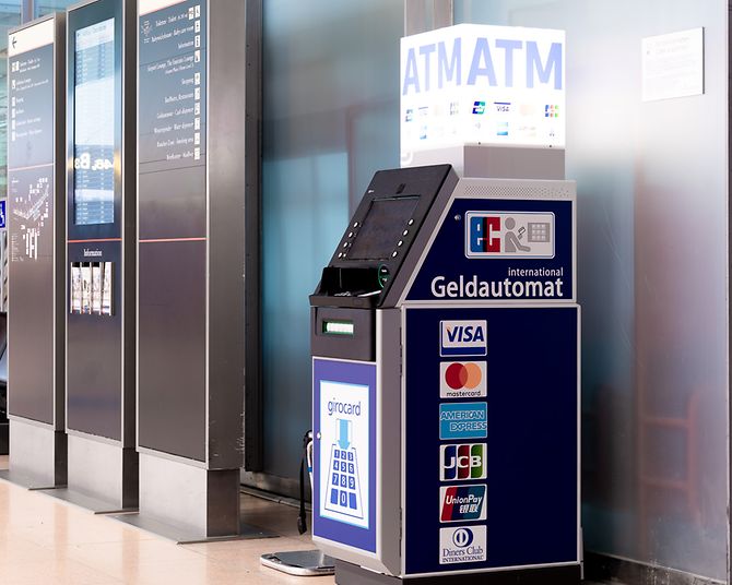 geldautomat-atm-a19-global-blue