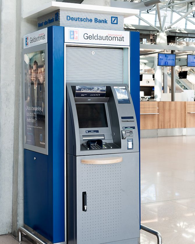 atm-geldautomat-deutsche-bank-t1